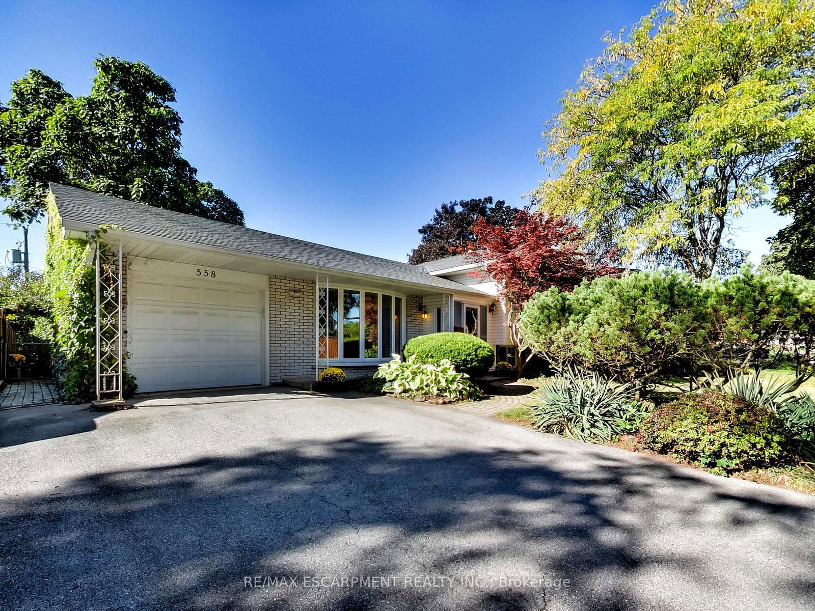558-parkside-crescent-burlington-ontario-w12439423
