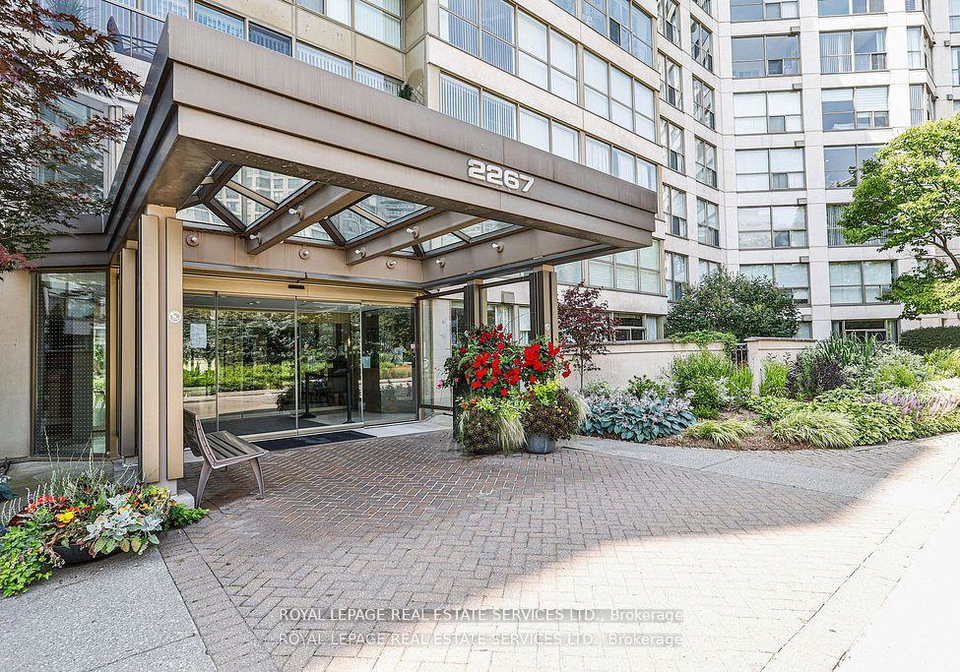2267-lakeshore-boulevard-w-etobicoke-ontario-w12439447