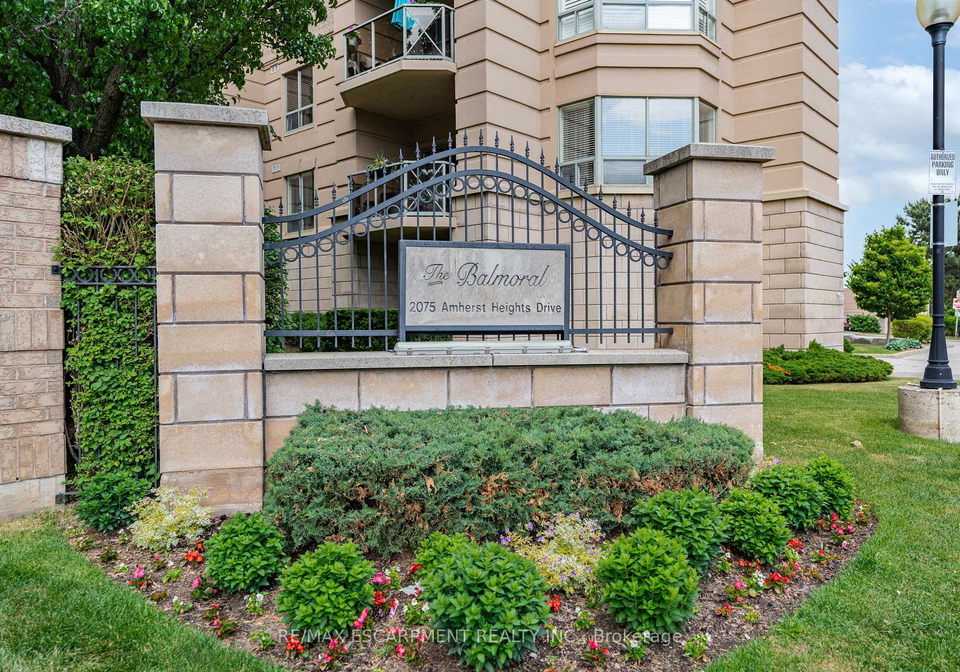 2075-amherst-heights-drive-burlington-ontario-w12439652
