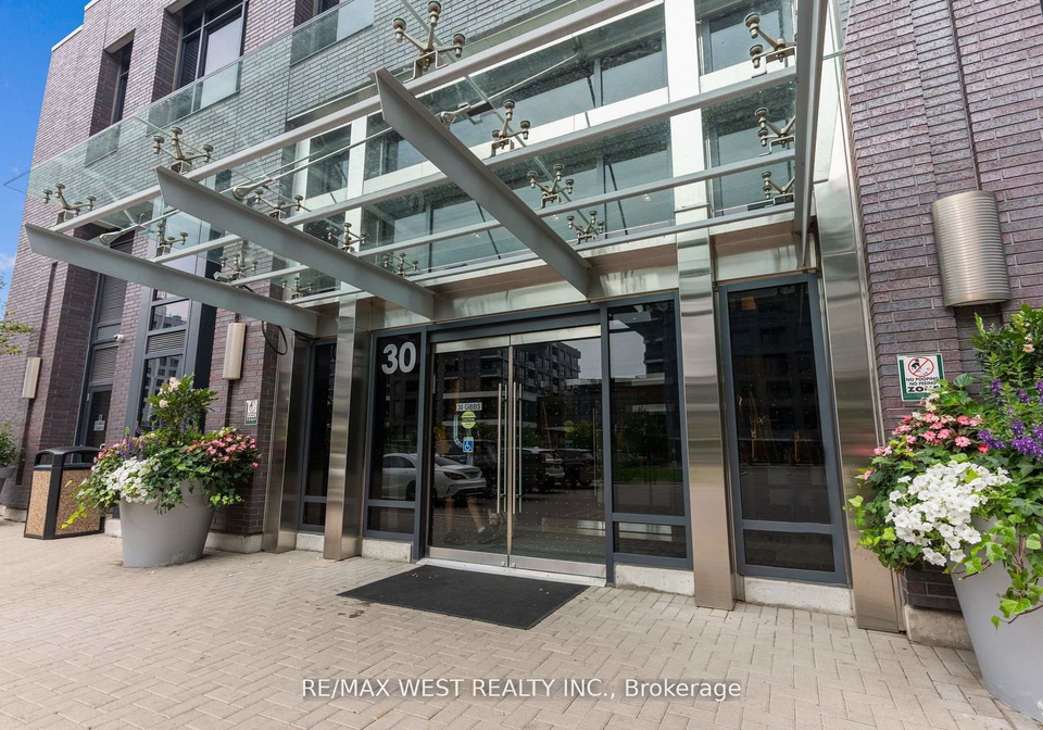 30-gibbs-road-w-etobicoke-ontario-w12439801