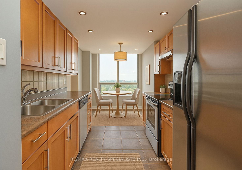 75-king-street-e-mississauga-ontario-w12440052