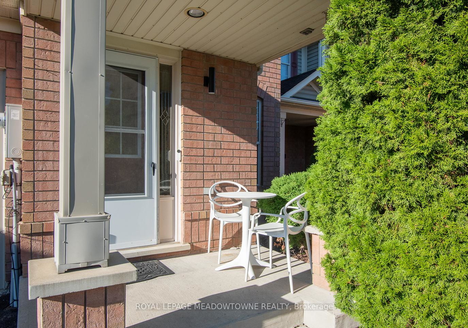 698-edwards-avenue-w-milton-ontario-w12440199
