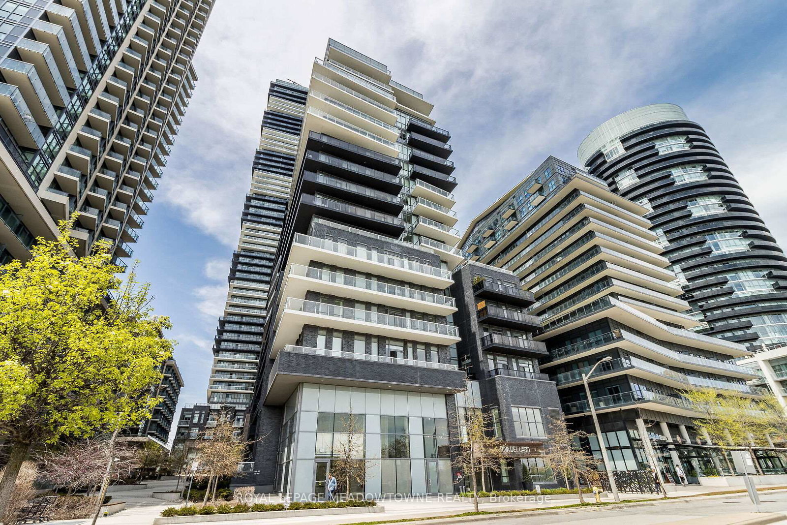 110-marine-parade-drive-etobicoke-ontario-w12440464