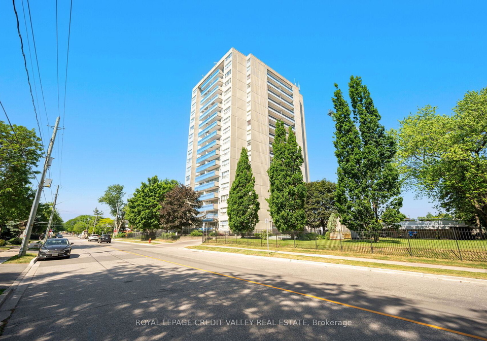 2263-marine-drive-oakville-ontario-w12440487