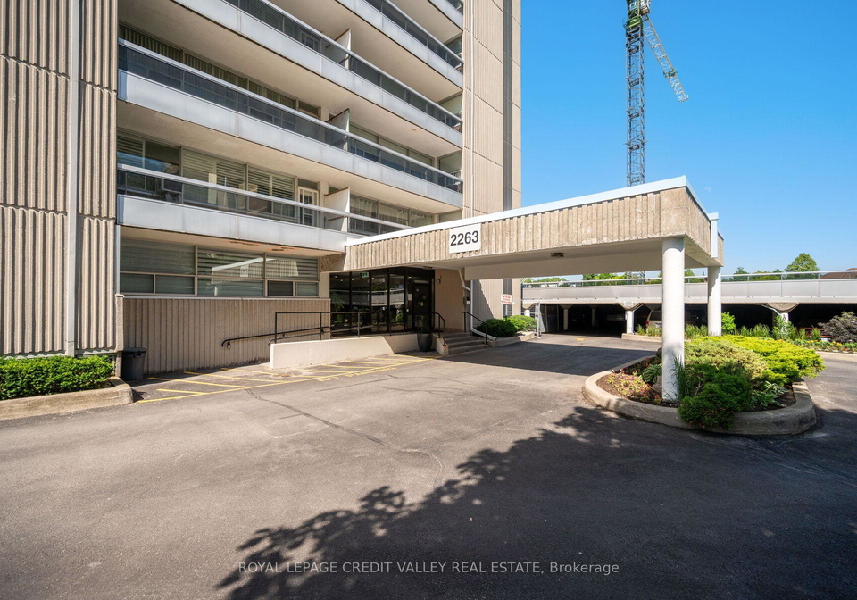 2263-marine-drive-oakville-ontario-w12440487