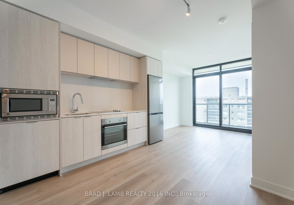 86-dundas-street-e-mississauga-ontario-w12440669