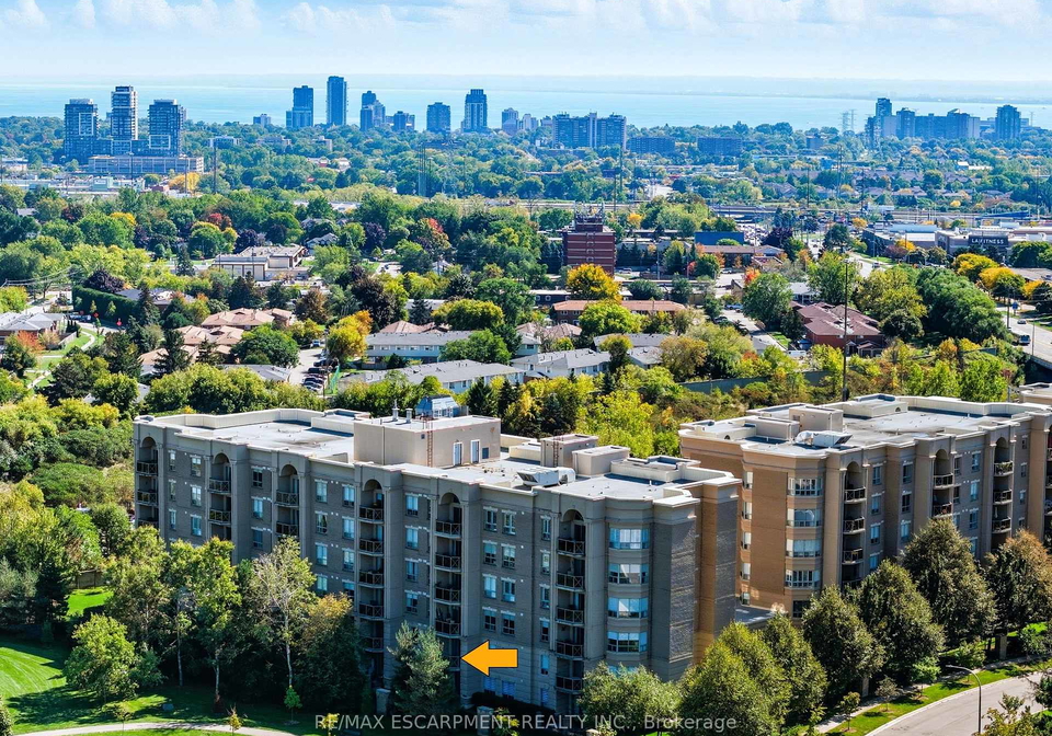 2075-amherst-heights-drive-burlington-ontario-w12440858