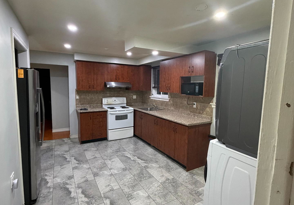 7260-collett-road-mississauga-ontario-w12441166
