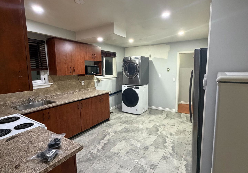 7260-collett-road-mississauga-ontario-w12441166