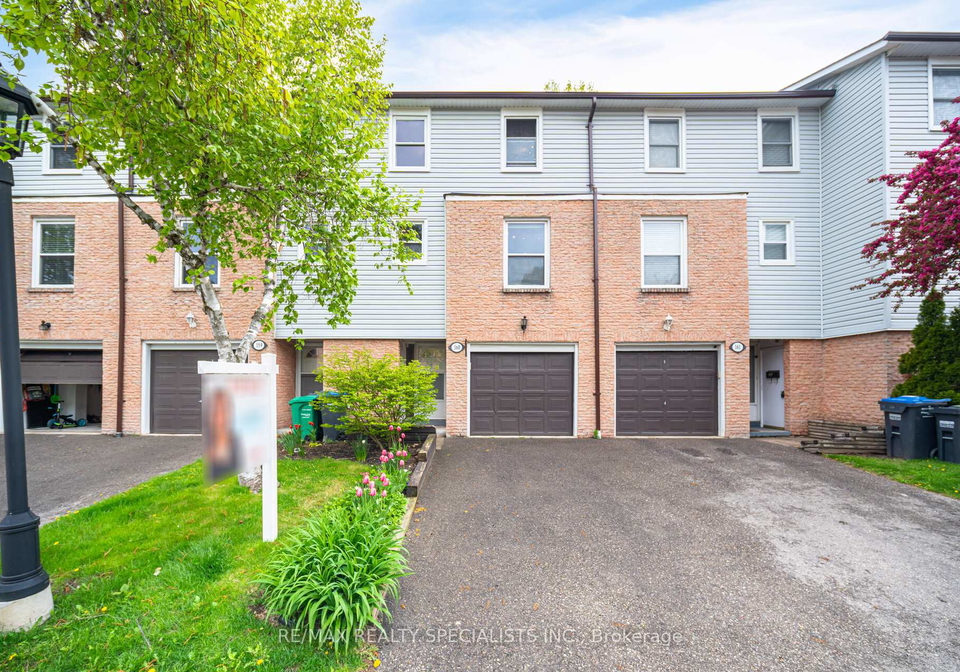 2440-bromsgrove-road-mississauga-ontario-w12441332