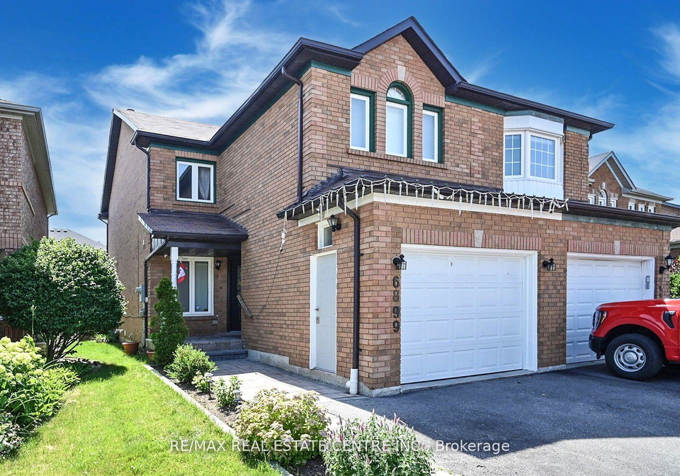 6899-bansbridge-crescent-mississauga-ontario-w12441815
