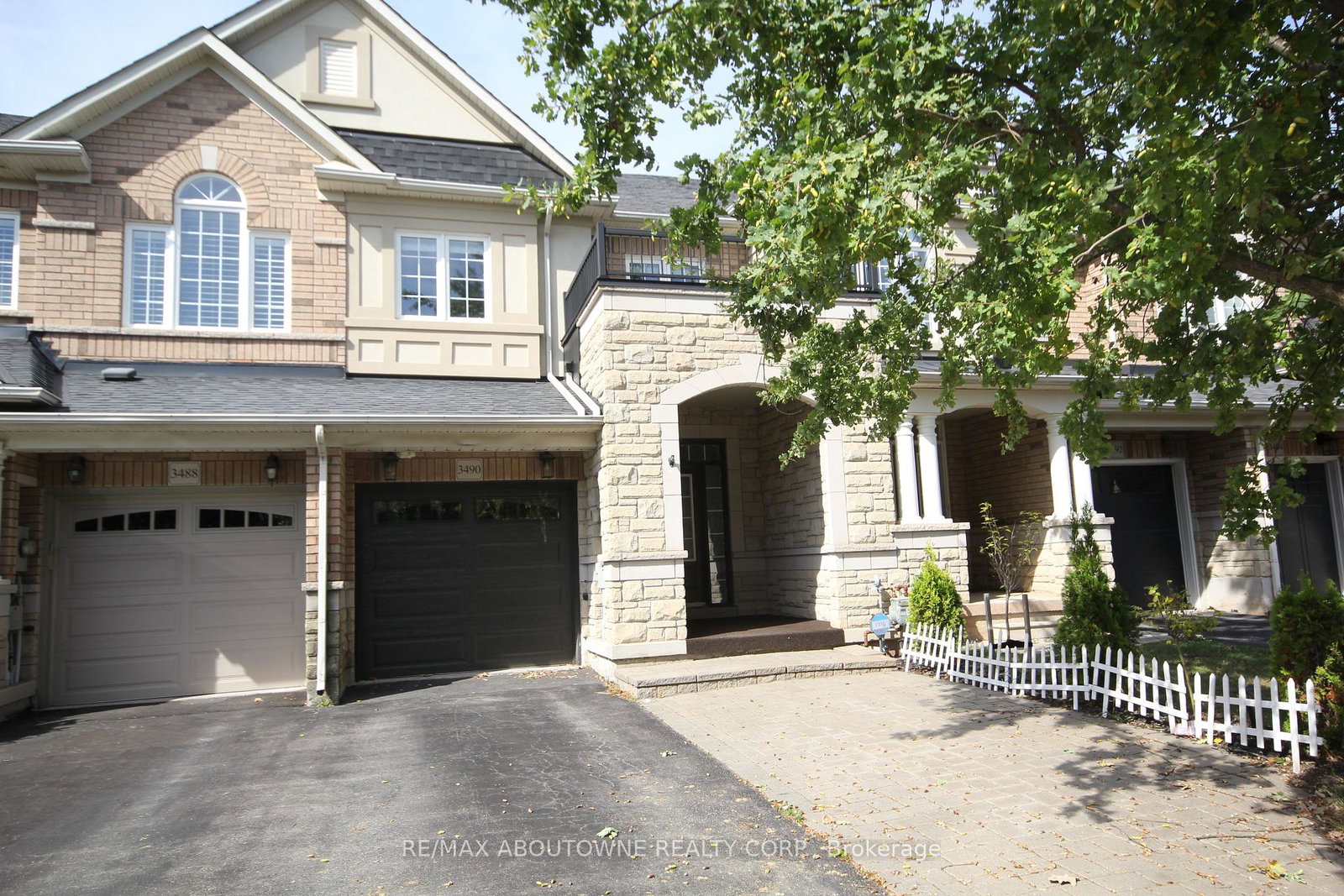 3490-whilabout-terrace-oakville-ontario-w12442021
