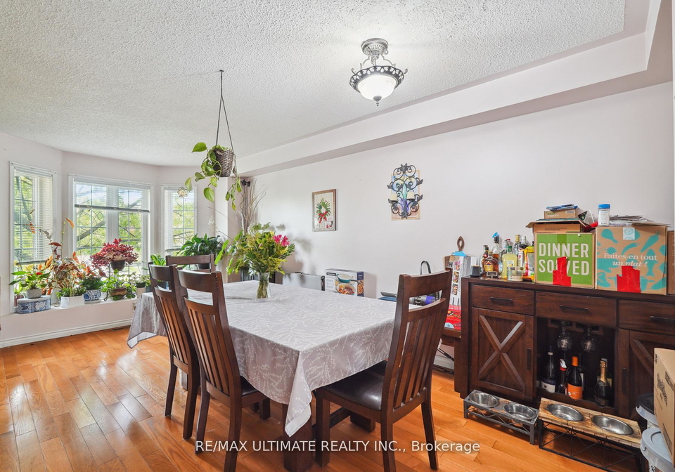 2168-st-clair-avenue-w-toronto-ontario-w12442163