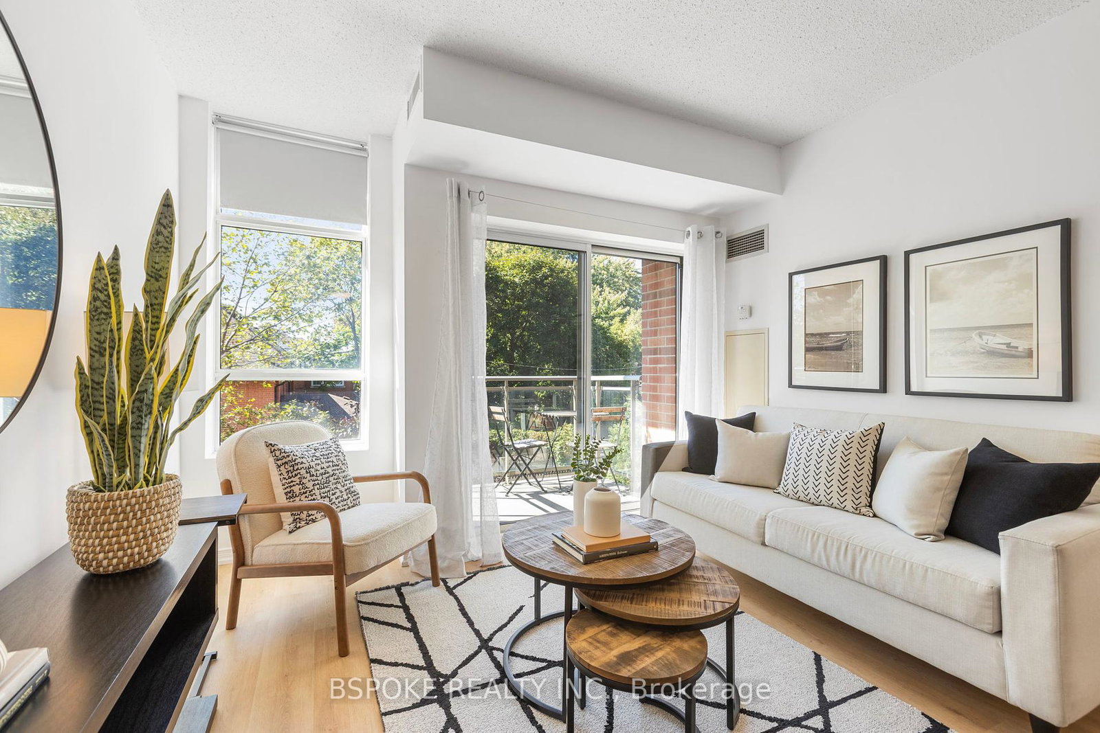 2495-dundas-street-w-toronto-ontario-w12442316