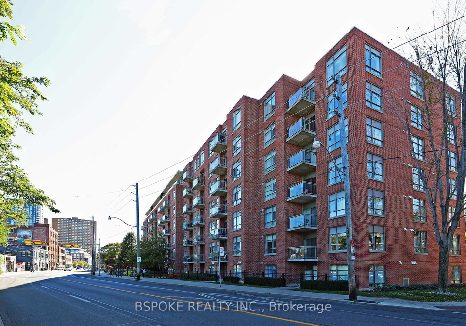 2495-dundas-street-w-toronto-ontario-w12442316