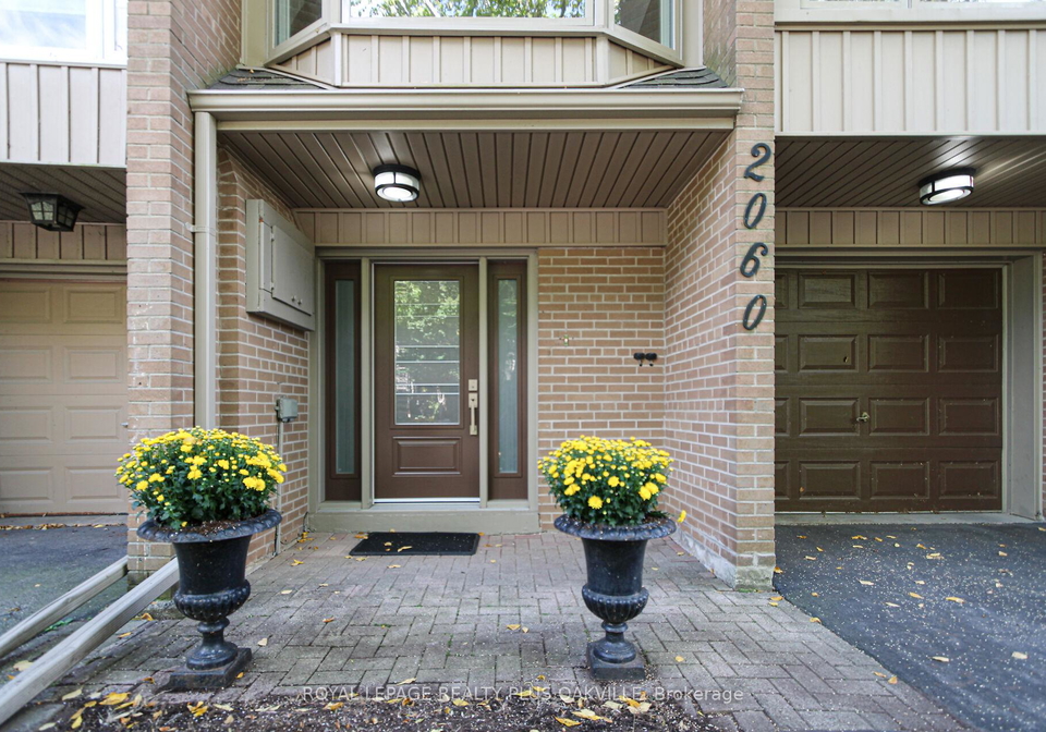 2060-waters-edge-drive-oakville-ontario-w12442376