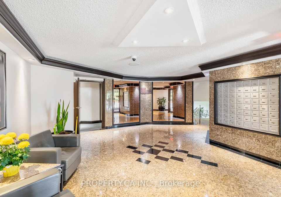 300-mill-road-etobicoke-ontario-w12442438