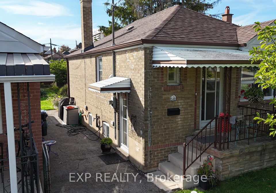 546-mc-roberts-avenue-n-toronto-ontario-w12442782