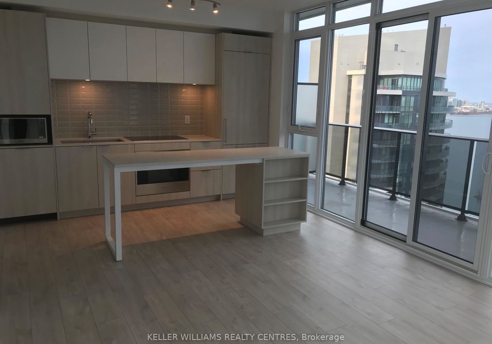 70-annie-craig-drive-etobicoke-ontario-w12442794