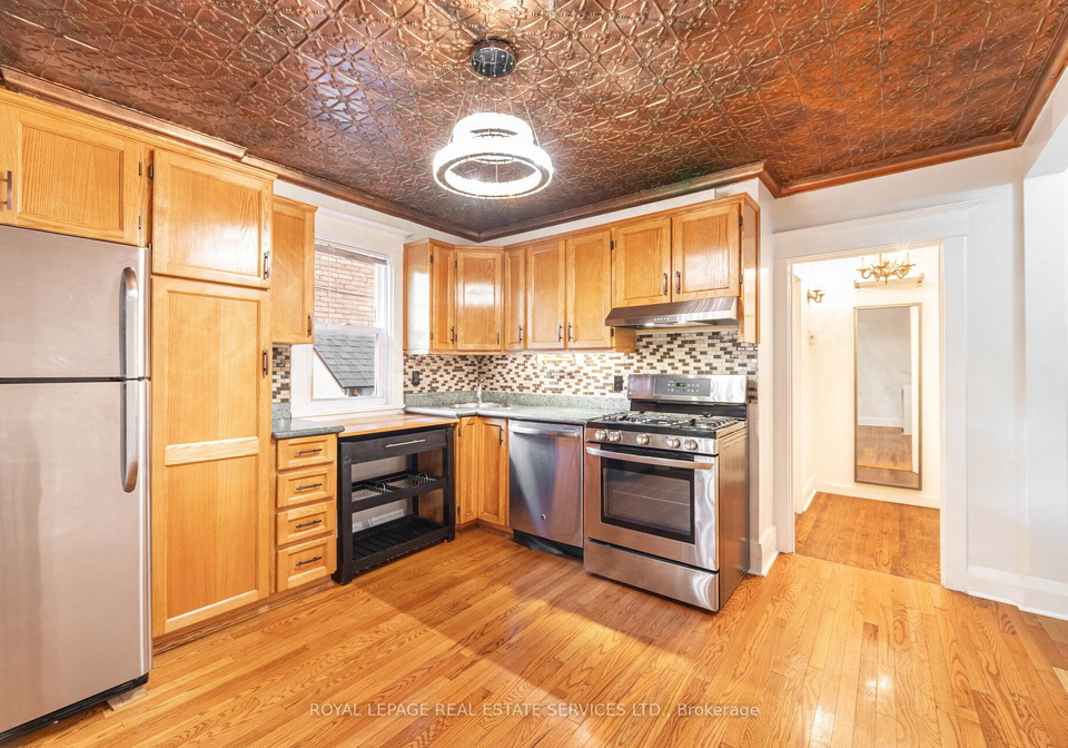 379-parkside-drive-toronto-ontario-w12442935