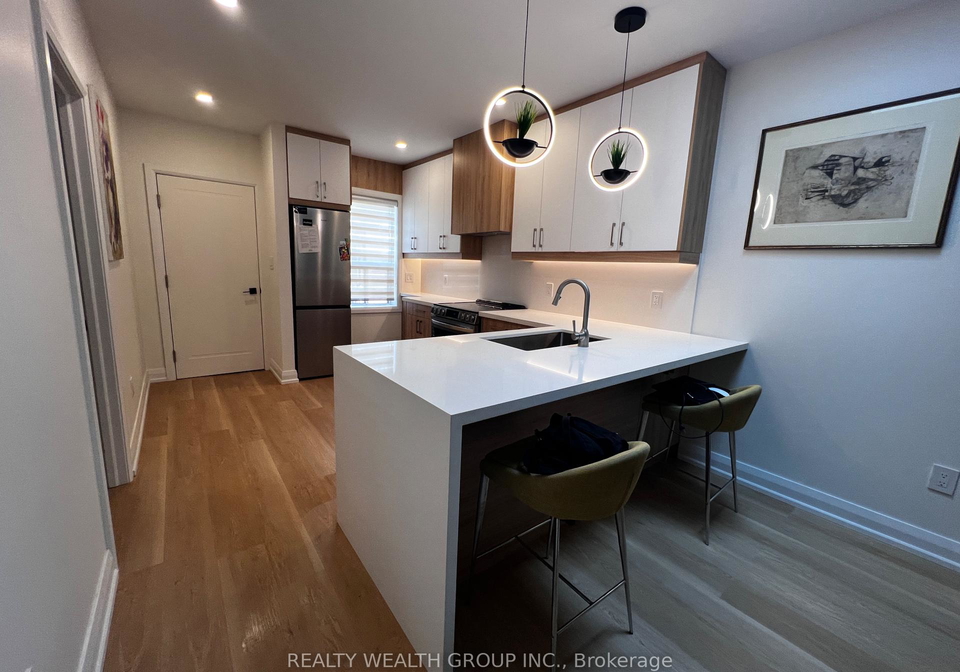 166-harvie-avenue-toronto-ontario-w12443009