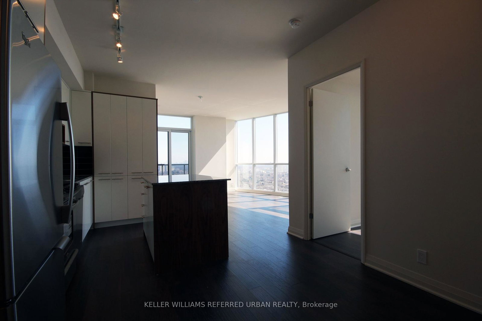 5-valhalla-inn-road-etobicoke-ontario-w12443013