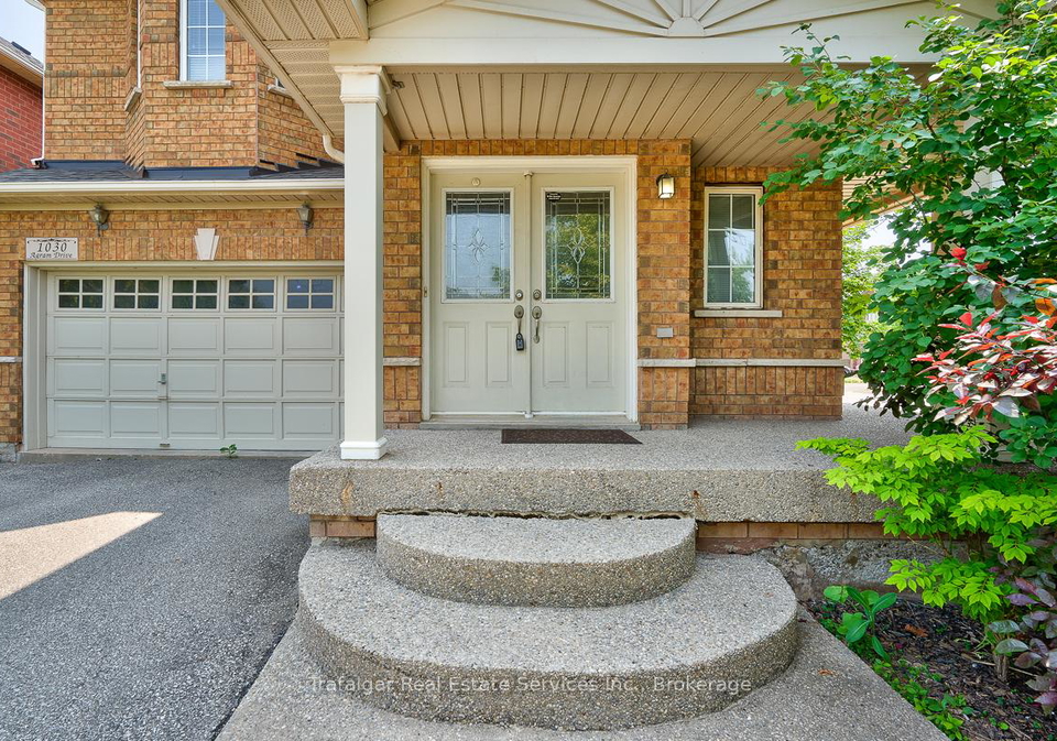 1030-agram-drive-oakville-ontario-w12443311