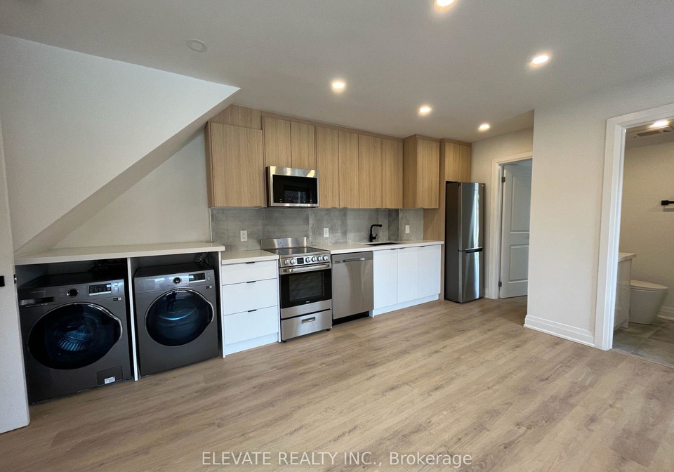 38-lightbourn-avenue-toronto-ontario-w12443340