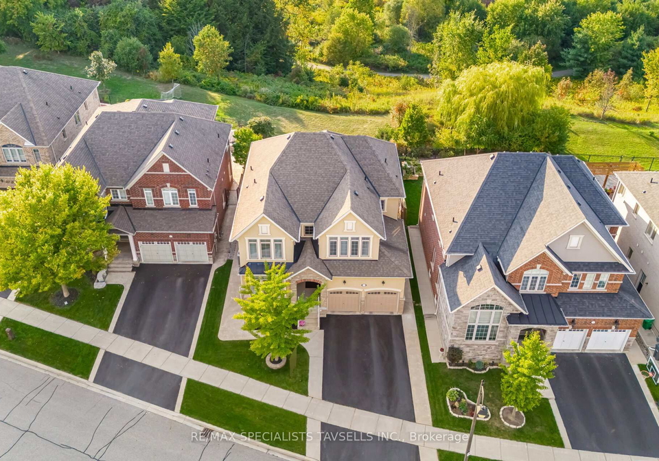 44-gentle-fox-drive-caledon-ontario-w12443378