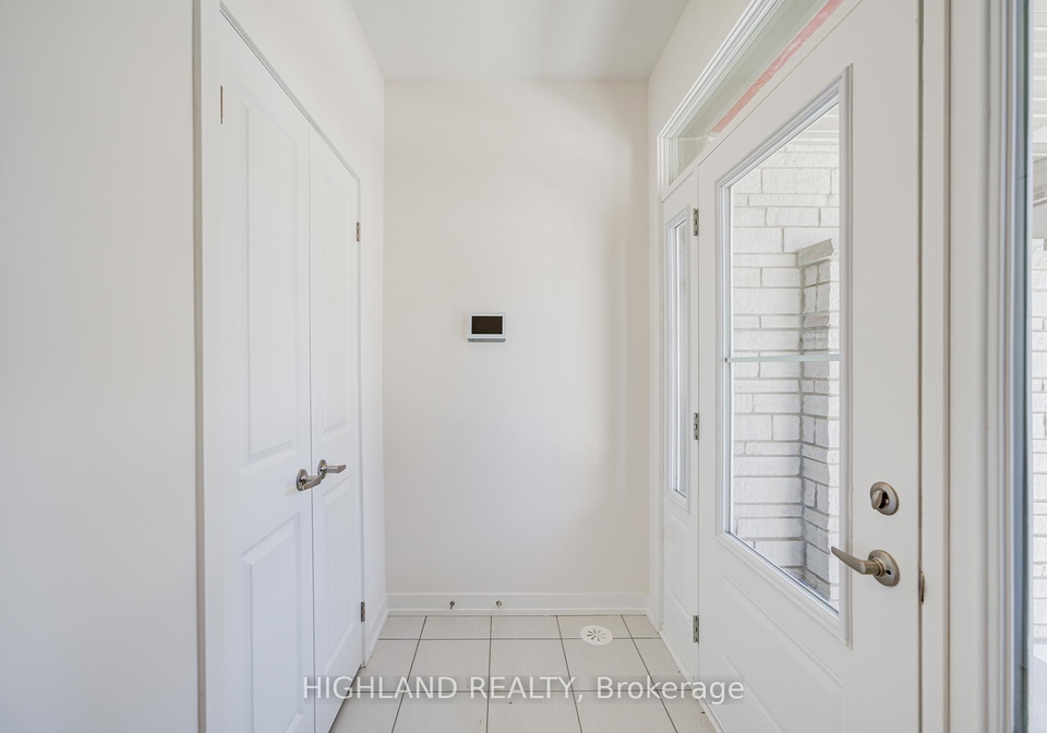 1096-wheat-boom-drive-oakville-ontario-w12443386
