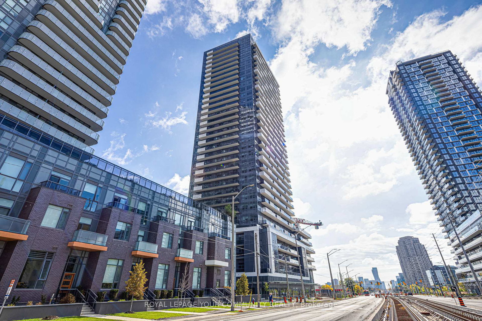 5105-hurontario-street-mississauga-ontario-w12443507