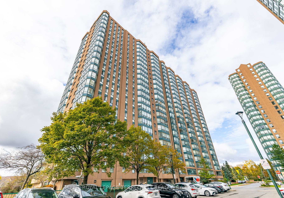 155-hillcrest-avenue-mississauga-ontario-w12443511