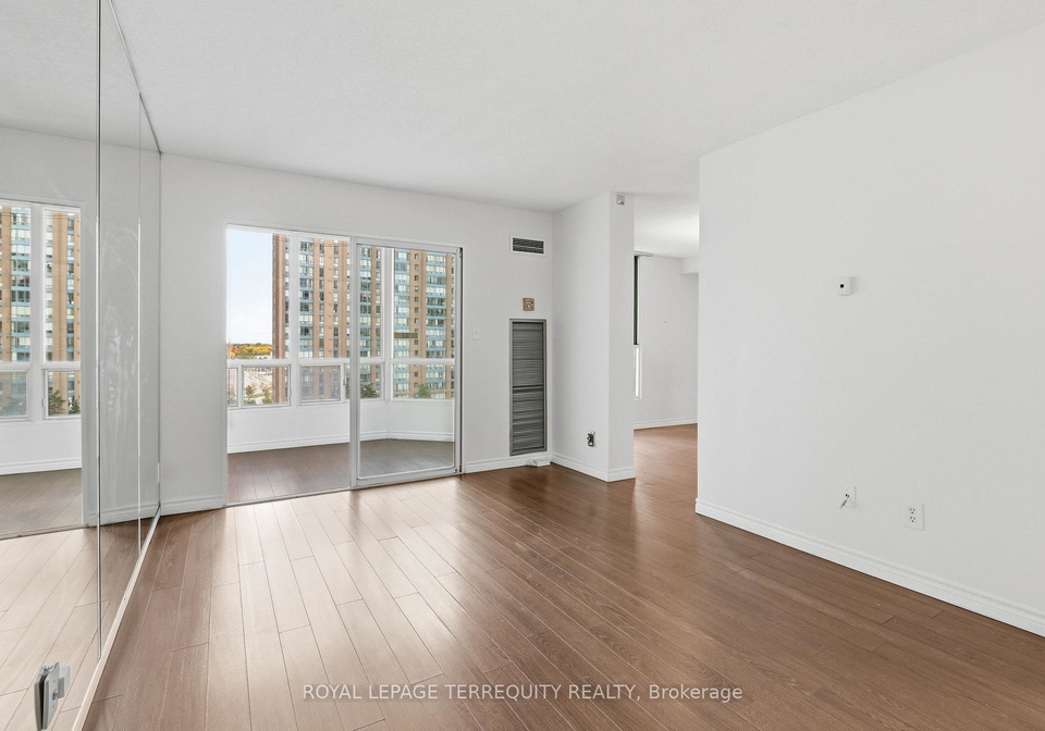 155-hillcrest-avenue-mississauga-ontario-w12443511