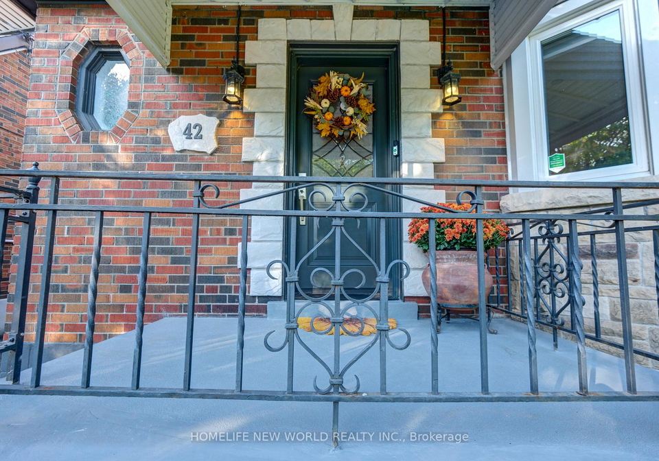42-sw-eleventh-street-n-etobicoke-ontario-w12443625