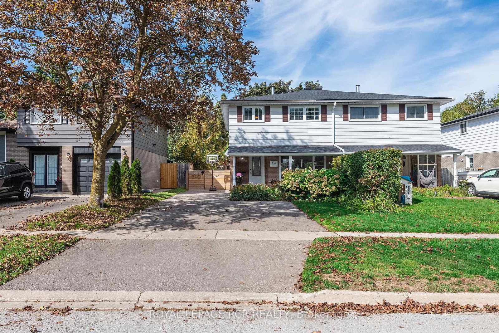 19-carlton-drive-orangeville-ontario-w12443811