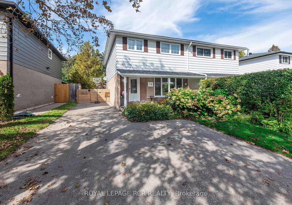 19-carlton-drive-orangeville-ontario-w12443811
