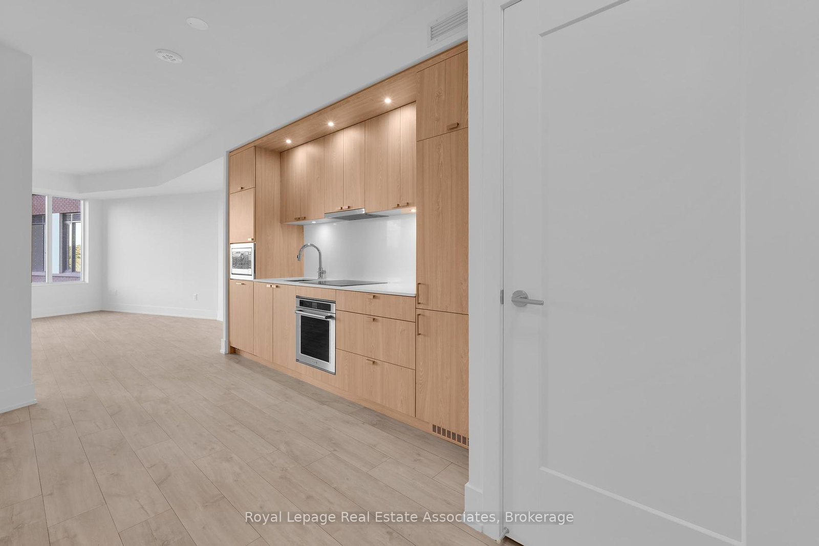 259-the-kingsway-etobicoke-ontario-w12443881