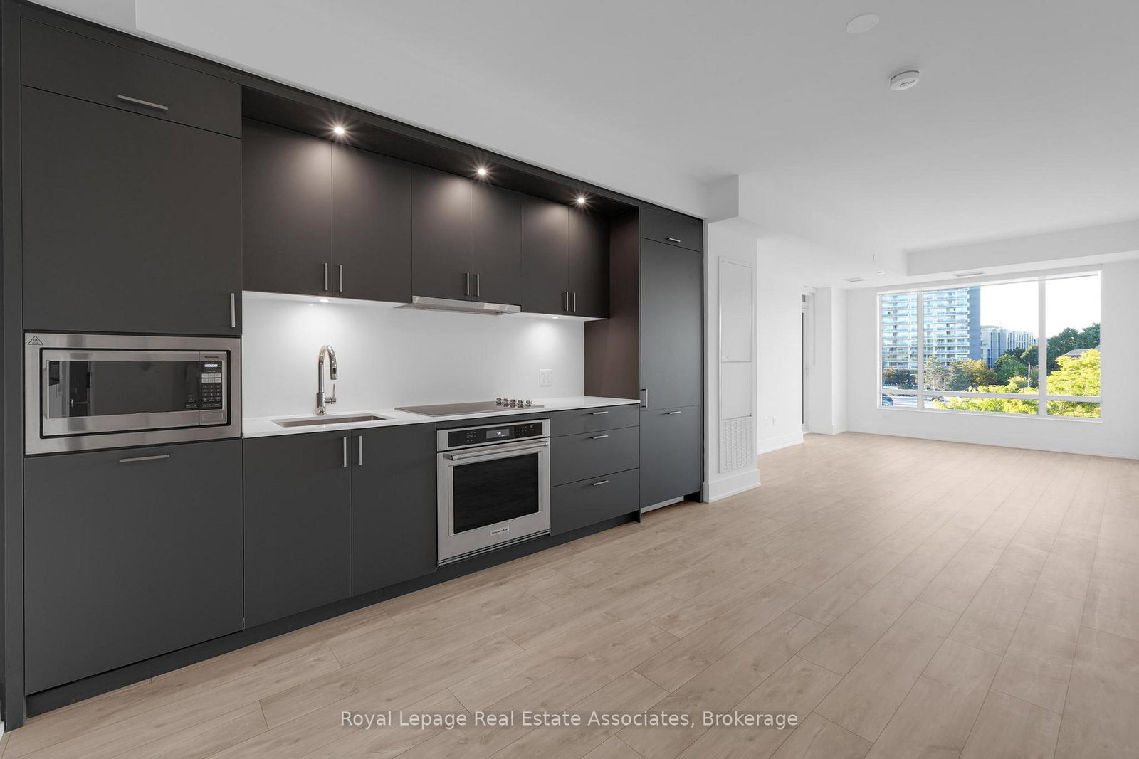 259-the-kingsway-etobicoke-ontario-w12443888