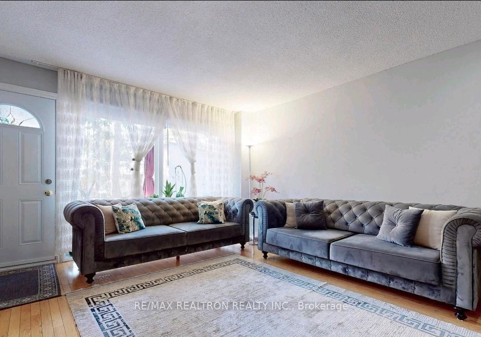 19-derrydown-road-york-ontario-w12444100