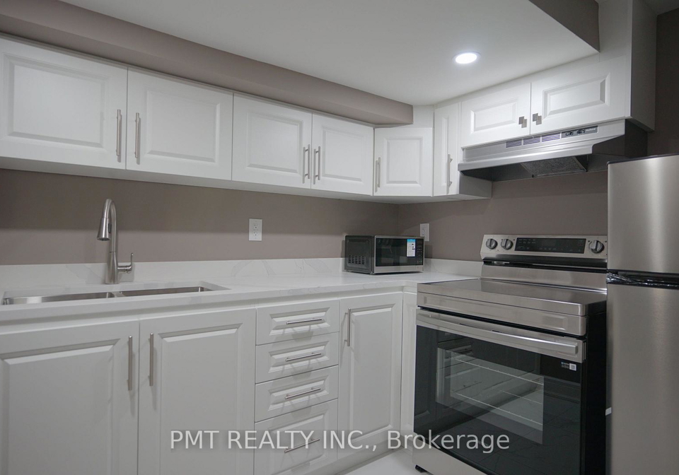 7-waterbury-drive-etobicoke-ontario-w12444333