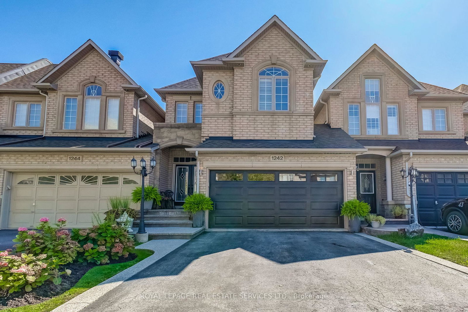 1242-agram-drive-oakville-ontario-w12444387