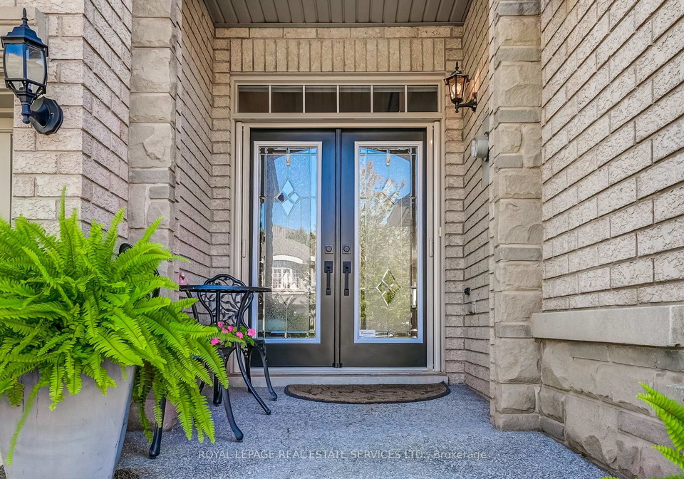 1242-agram-drive-oakville-ontario-w12444387