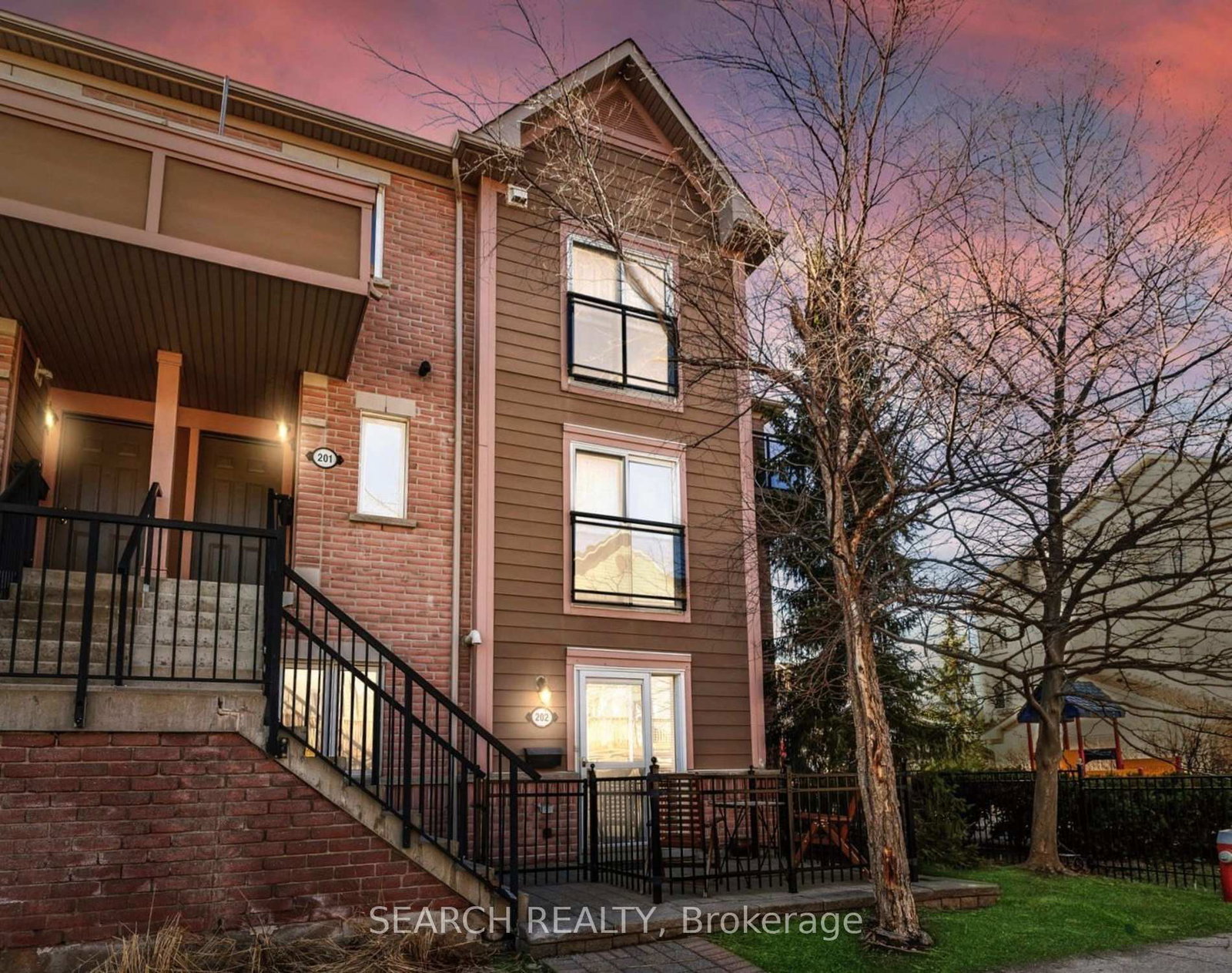 4975-southampton-drive-mississauga-ontario-w12444518