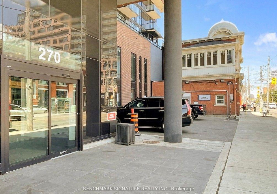270-dufferin-street-toronto-ontario-w12444614