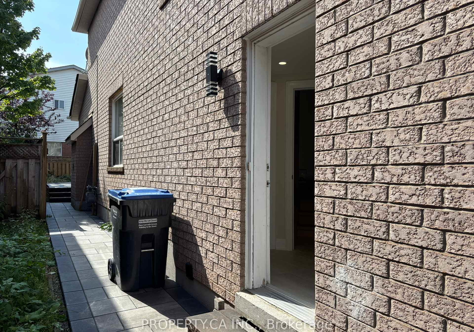 5316-russell-view-road-mississauga-ontario-w12444619