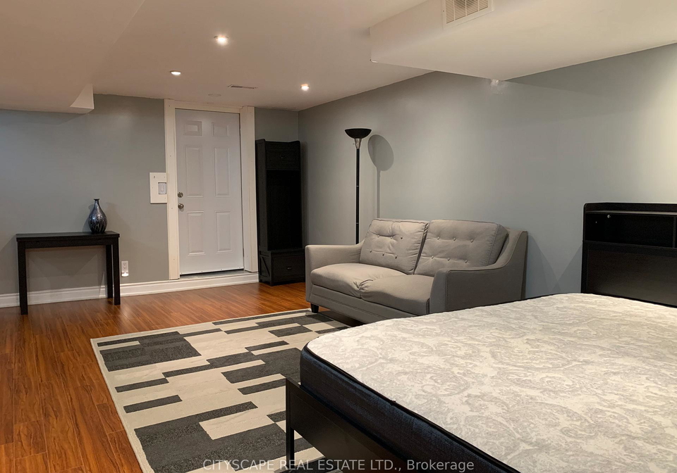 7122-para-place-mississauga-ontario-w12444690
