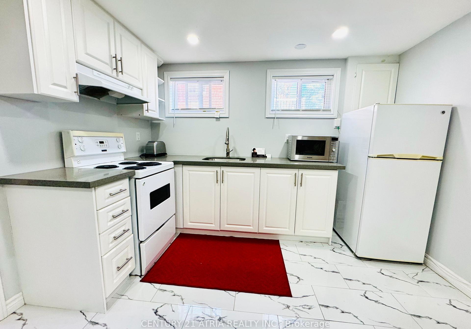 25-bemberg-court-etobicoke-ontario-w12444930