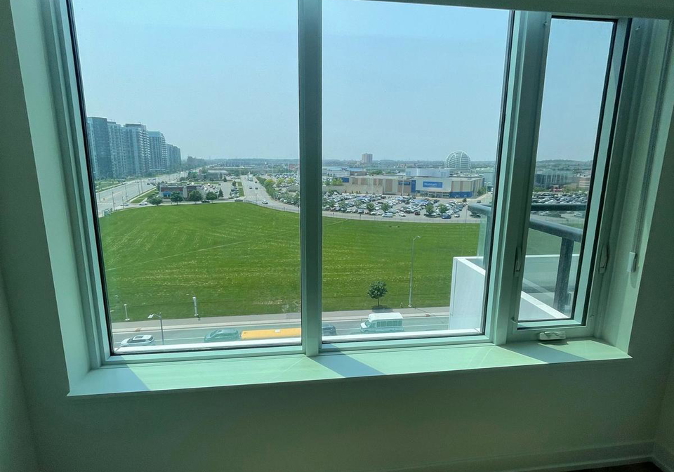 2485-eglinton-avenue-w-mississauga-ontario-w12444989