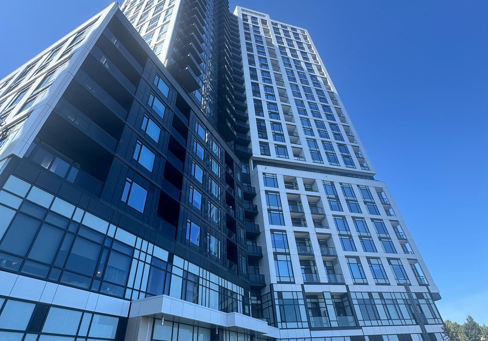 2495-eglinton-avenue-w-mississauga-ontario-w12445112