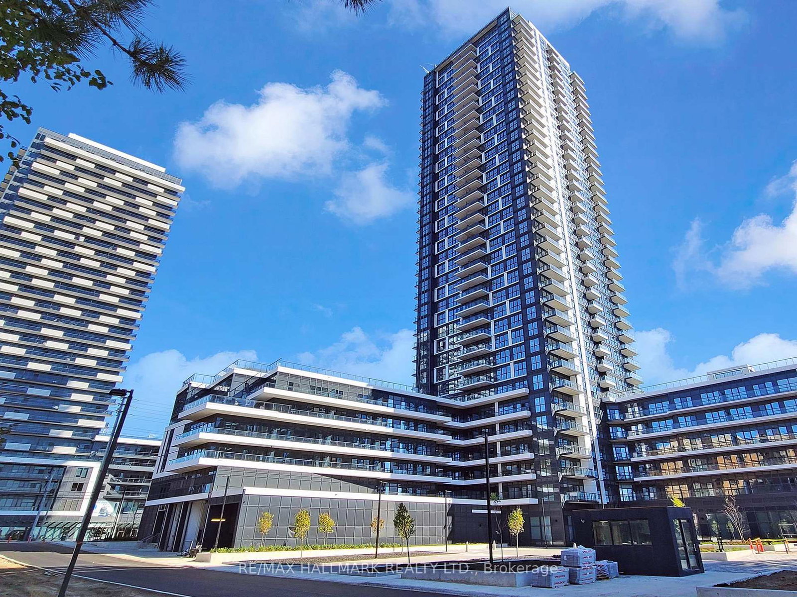 15-watergarden-drive-mississauga-ontario-w12445129